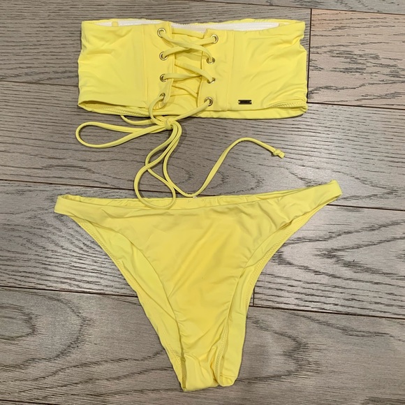 O’Neil Bright Yellow Bikini - Picture 3 of 8